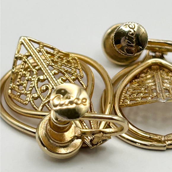 Vintage Alice Gold Tone Screw Back Teardrop Dangle Earrings - Picture 10 of 11